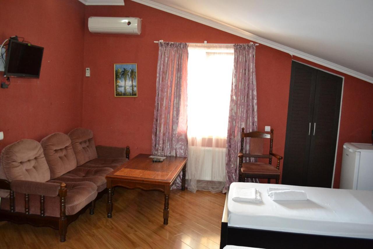 Hotel Isaka Tbilisi Luaran gambar