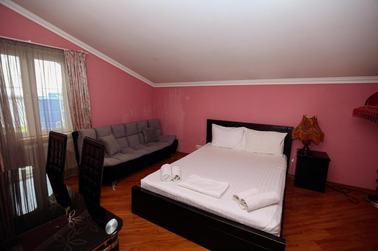 Hotel Isaka Tbilisi Luaran gambar