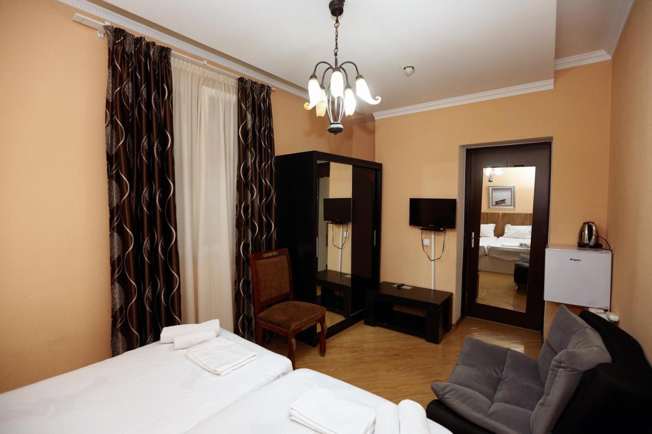 Hotel Isaka Tbilisi Luaran gambar